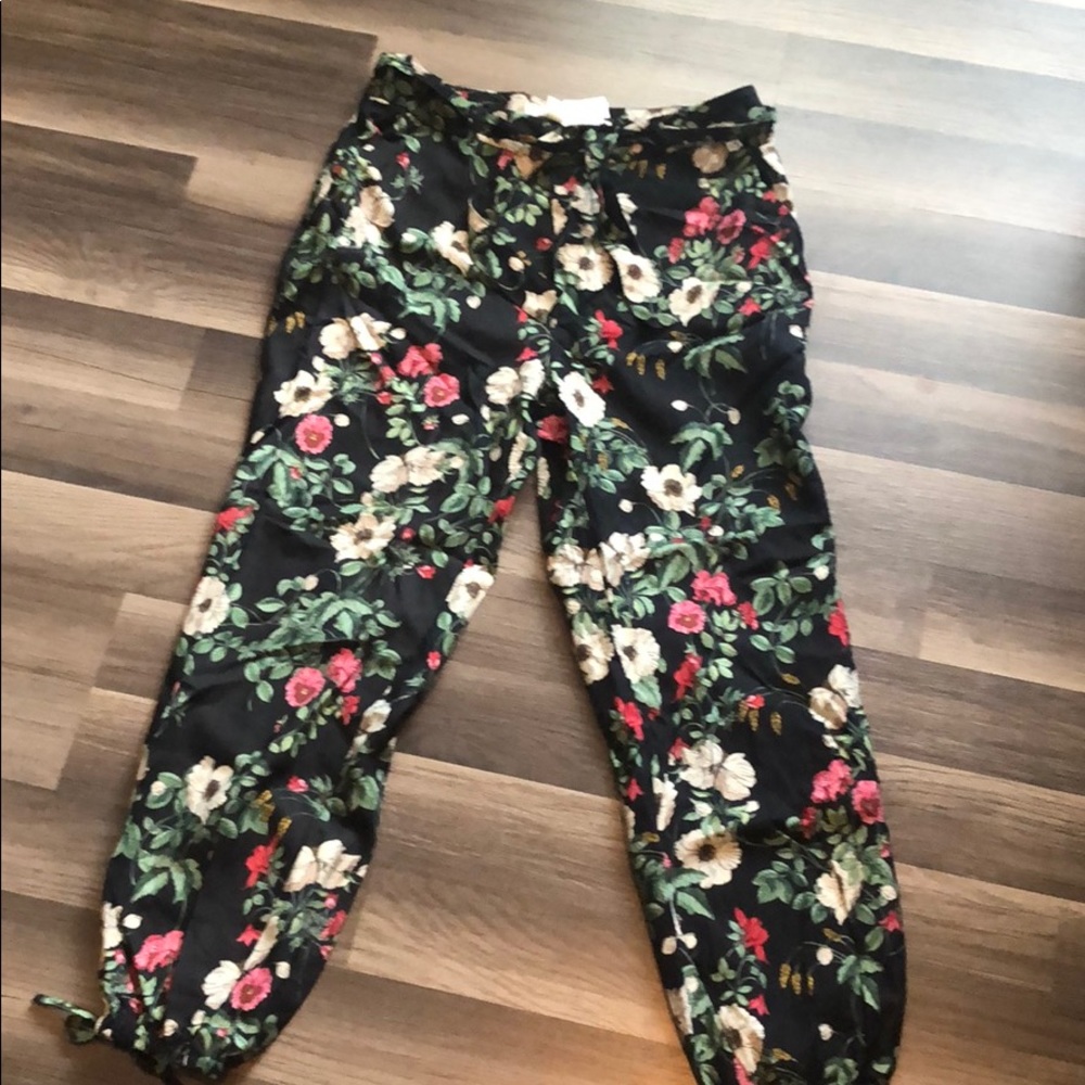 Floral cargo pants